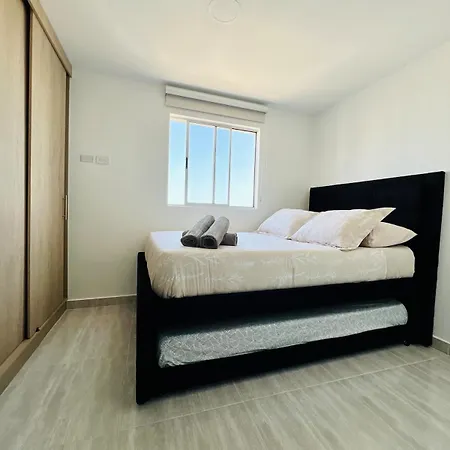 Apartamento Sea Whisper, Seaview & Ac Bedrooms *