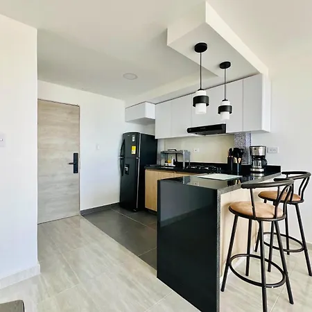 Sea Whisper, Seaview & Ac Bedrooms