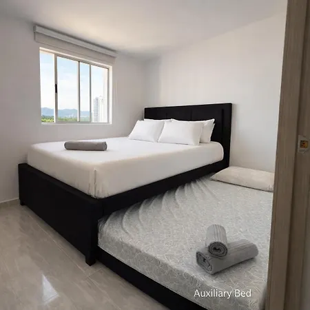 Sea Whisper, Seaview & Ac Bedrooms